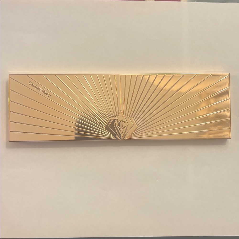 NWOB Charlotte Tilbury Pillow Talk Eye Palette. This is now discontinued - Picture 2 of 8